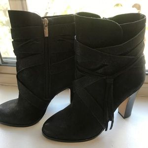 NEW! Vince Camuto Tassel Booties- Black Size 8.5