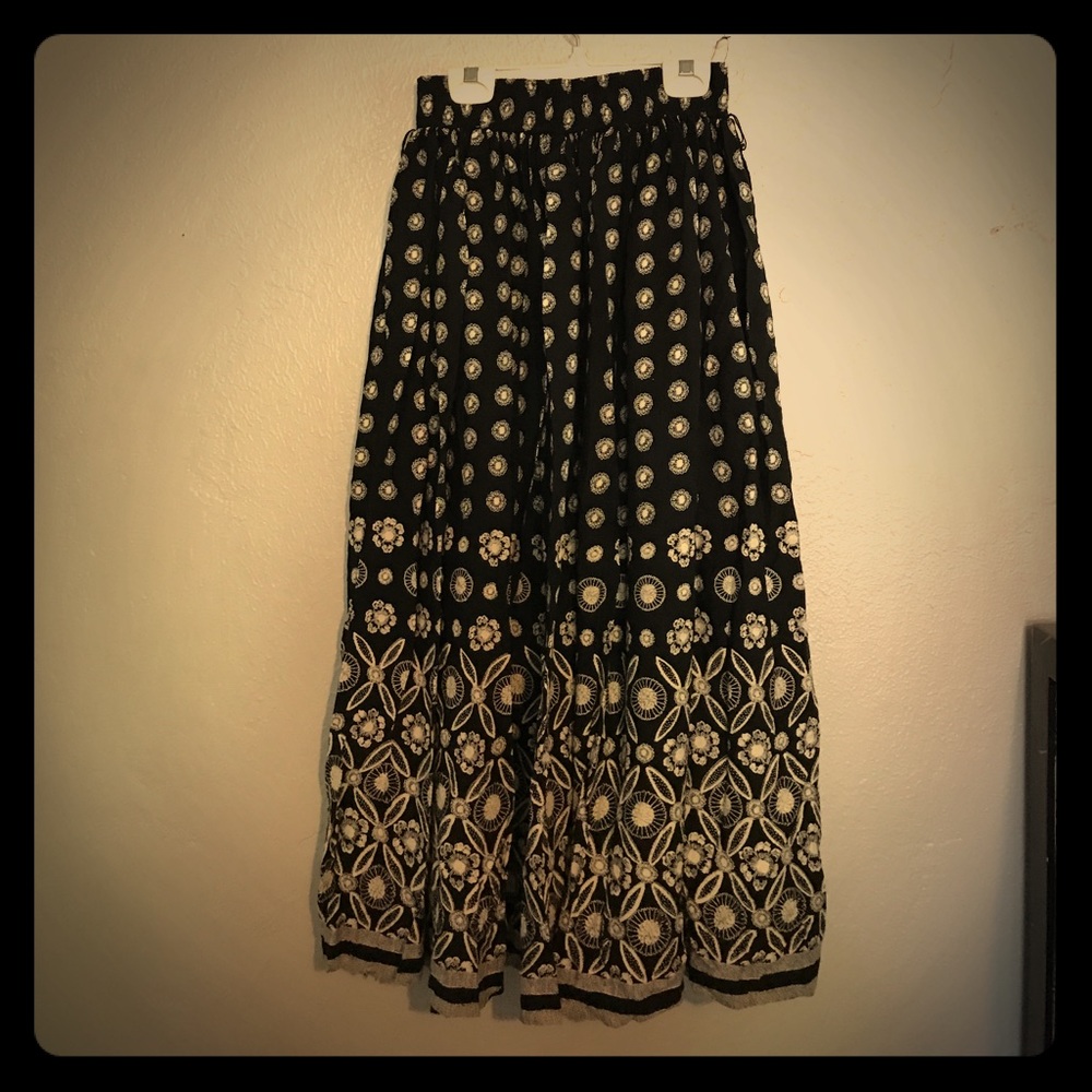 Vintage midi skirt