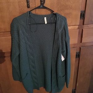 Green sweater, small/medium