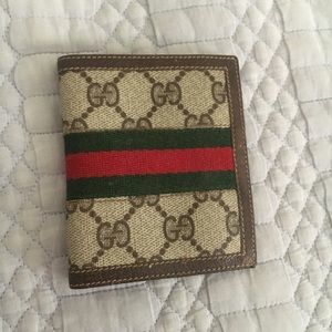 Vintage Gucci wallet
