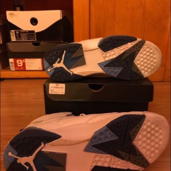 Retro 6s - Picture 3 of 4