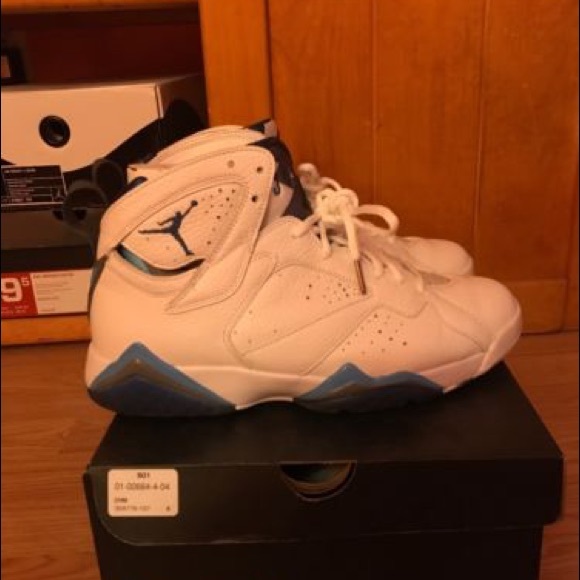 Retro 6s - Picture 4 of 4