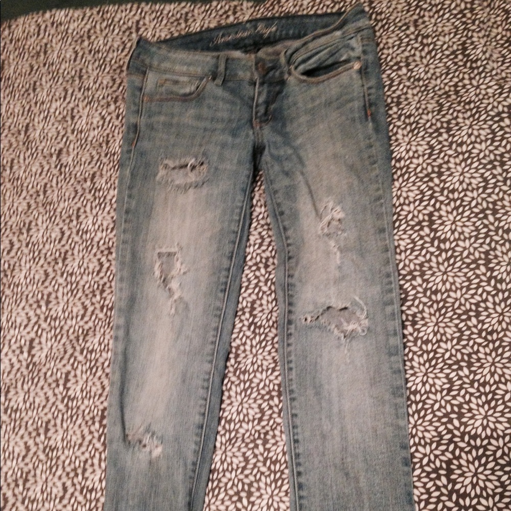 Distressed Light Wash Skinny Jeans