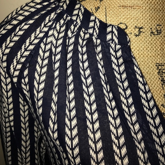 PAIGE Blouse - Picture 3 of 7