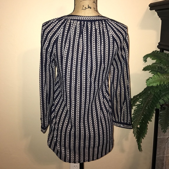 PAIGE Blouse - Picture 4 of 7