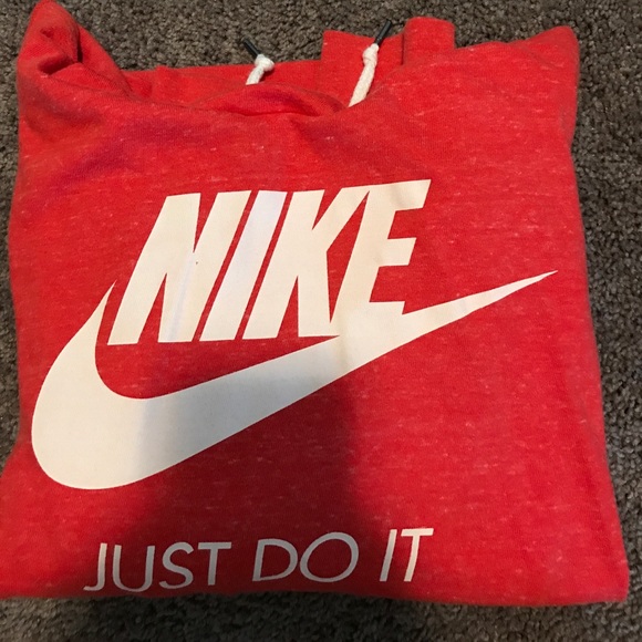 Women's Nike sweatshirt - Picture 3 of 3