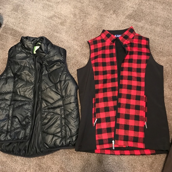 Black and flannel print vests - Picture 1 of 3
