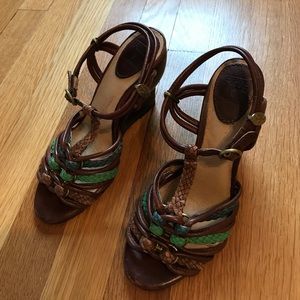 Frye Wedge Colette T Strap Sandal braided leather