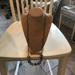 31 bits paper necklace