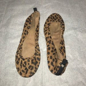 American eagle cheetah flats