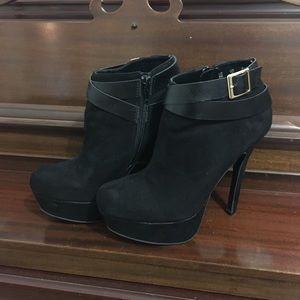 Just Fab Heel booties