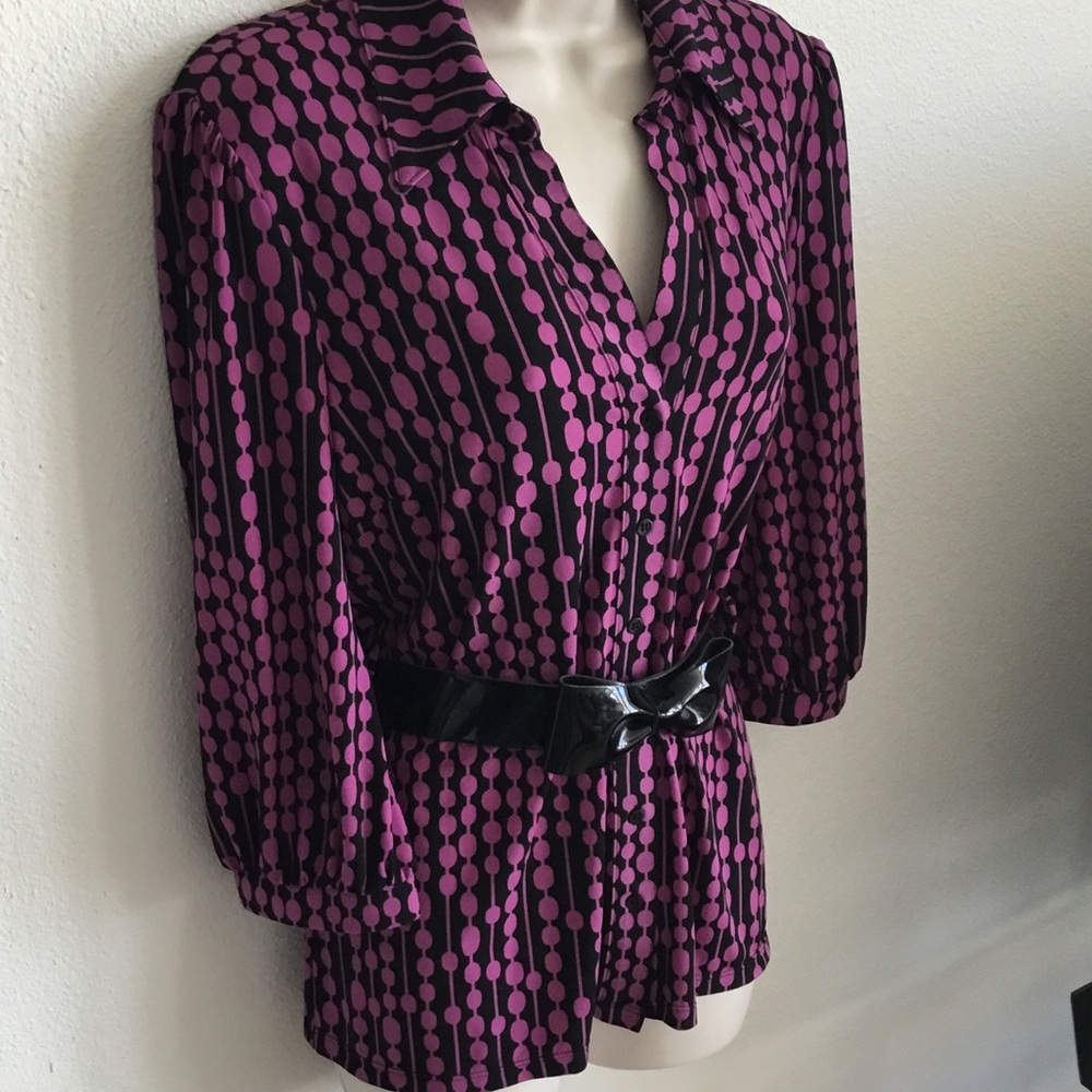 NWOT GREAT Retro Themed Top