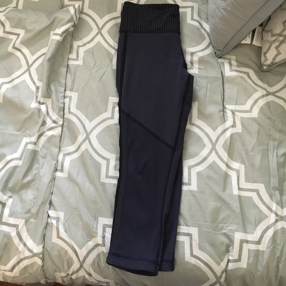 🍋Lululemon crops - Picture 4 of 4