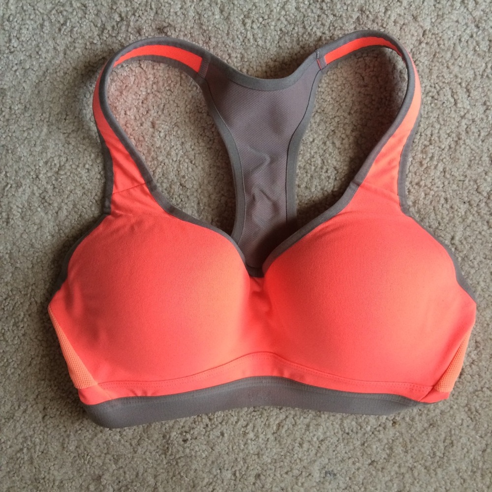 VS Coral Reflective Incredible Sports Bra