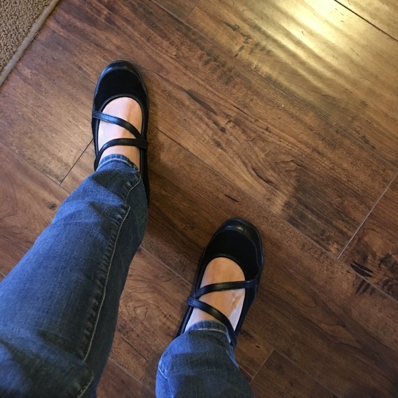 skechers mary jane style shoes