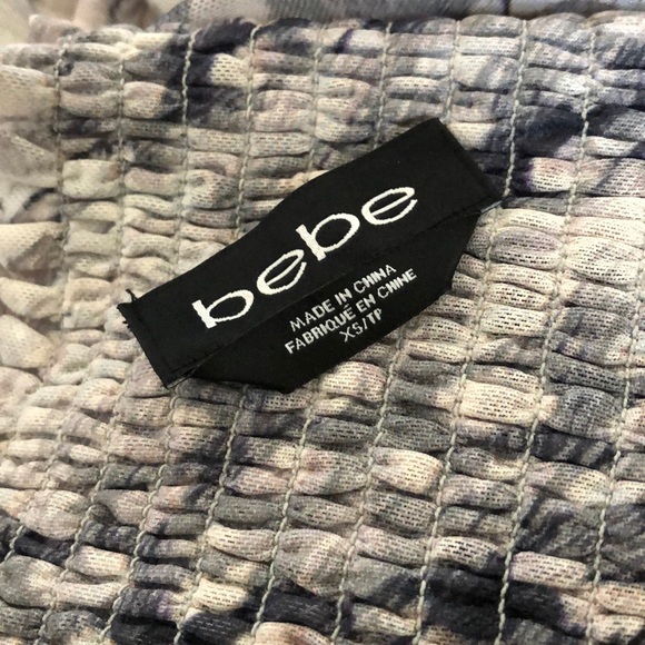 🔥SALE🔥Bebe print top - Picture 7 of 7