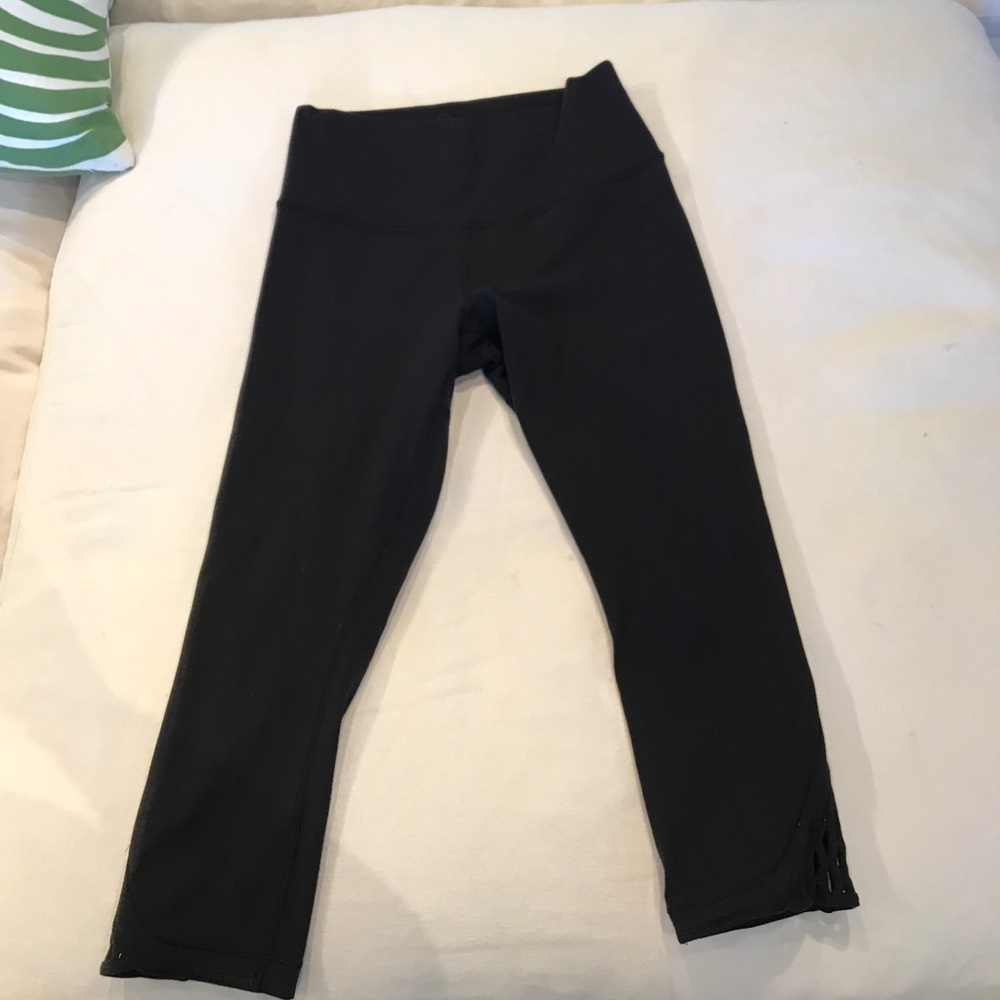 🍋lululemon crop🍋