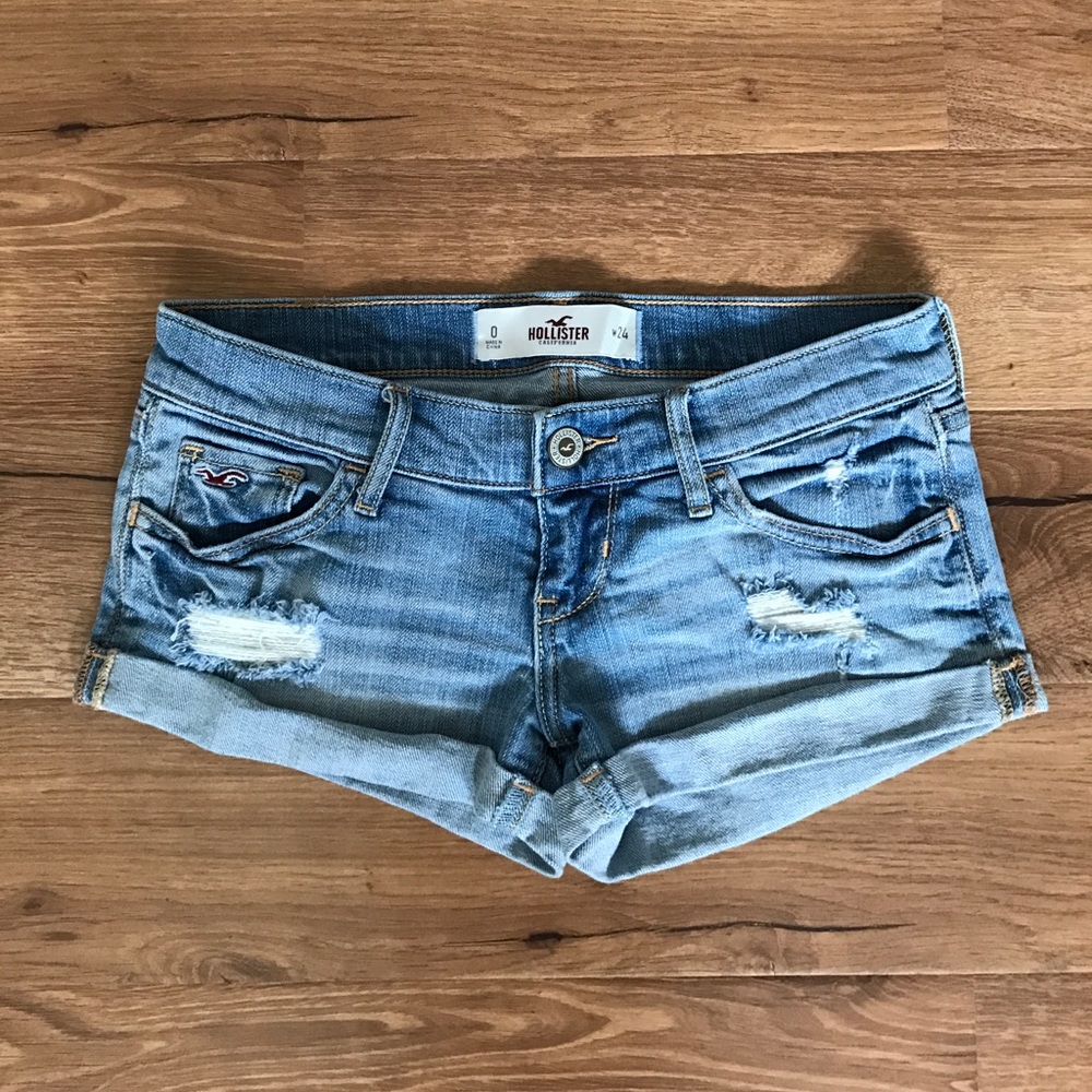 Hollister Low Rise Jean Short