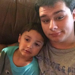 Meet your Posher, Dylan