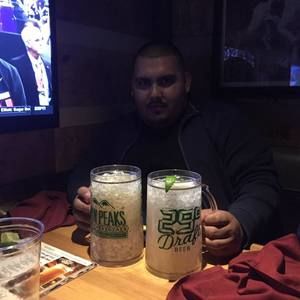 Meet your Posher, Max