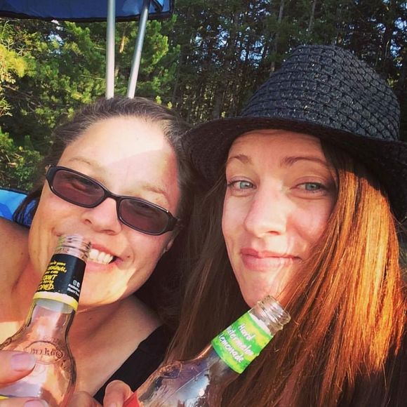 Meet your Posher, Megan - Picture 1 of 1