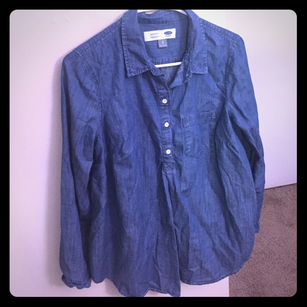 Chambray button up maternity top