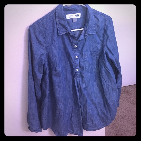 Chambray button up maternity top - Picture 1 of 3