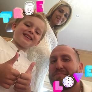 Meet your Posher, Simon