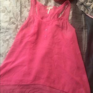 Sheer back lacking tunic 100% polyester