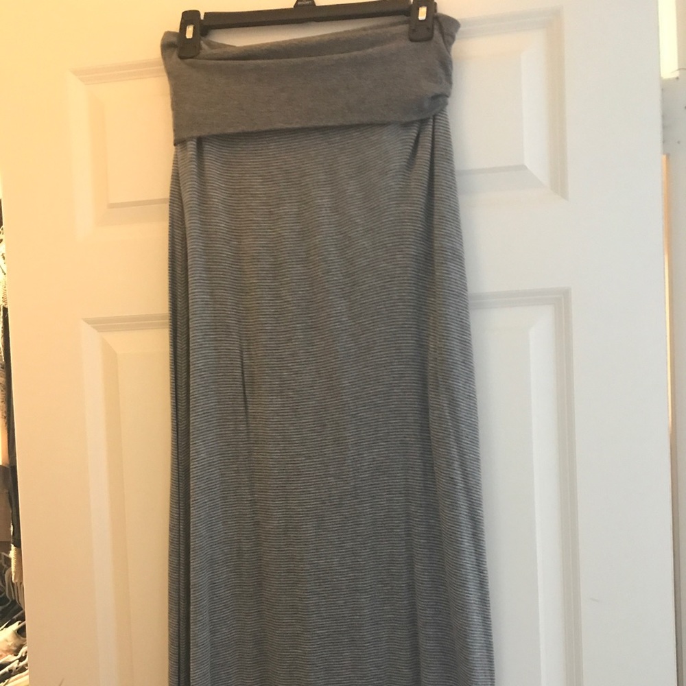 Grey/white striped maxi skirt