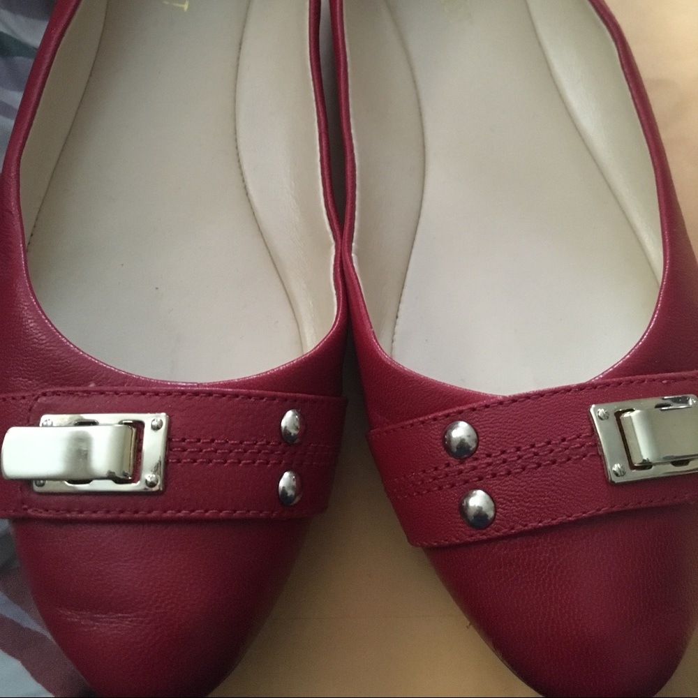 Nine West flats