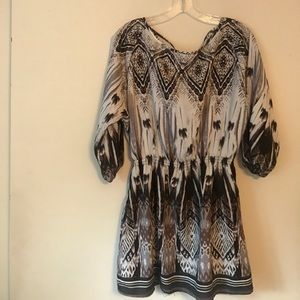 Patterned long sleeve dress