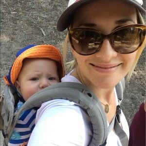 Meet your Posher, Ashley