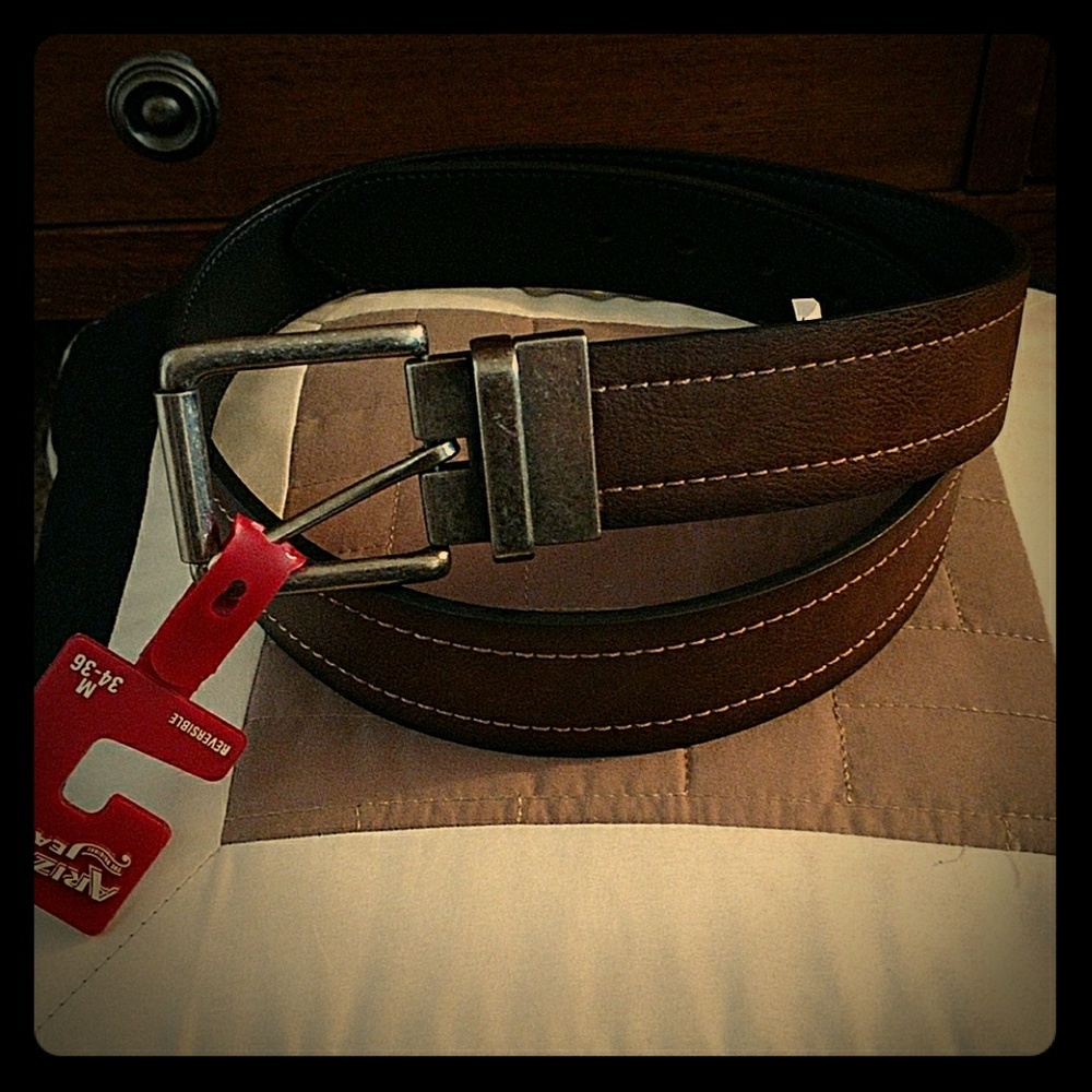Leather Arizona jeans belt (BRAND NEW!)