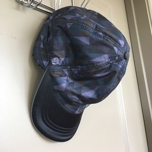 Lululemon winter running hat
