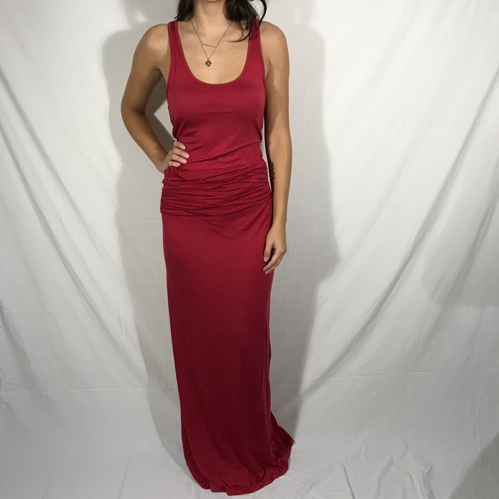 CLASSIC RED DRESS - MAXI - NEW