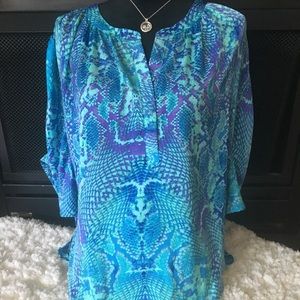 Gorgeous Jennifer Lopez Blouse M
