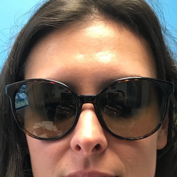 Gucci tortoiseshell sunglasses main image 7