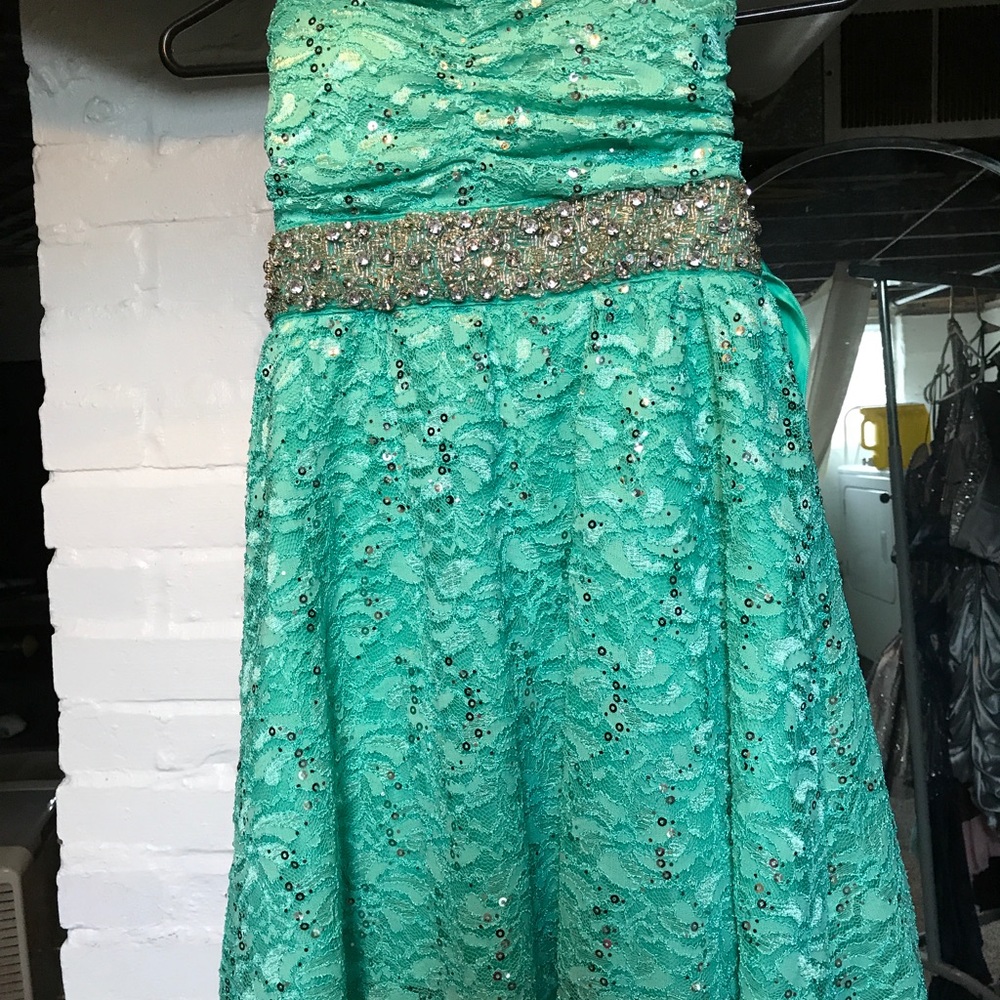 strapless homecoming dress