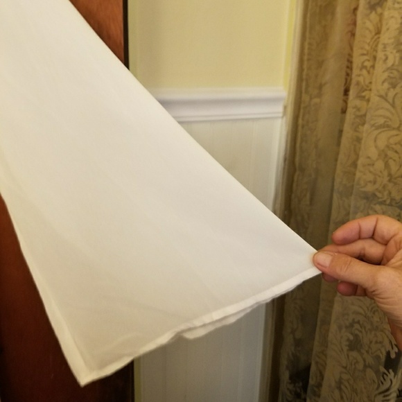 White lace dress - Picture 3 of 6