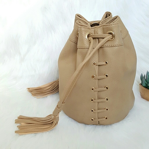 Bucketbag - Picture 3 of 6