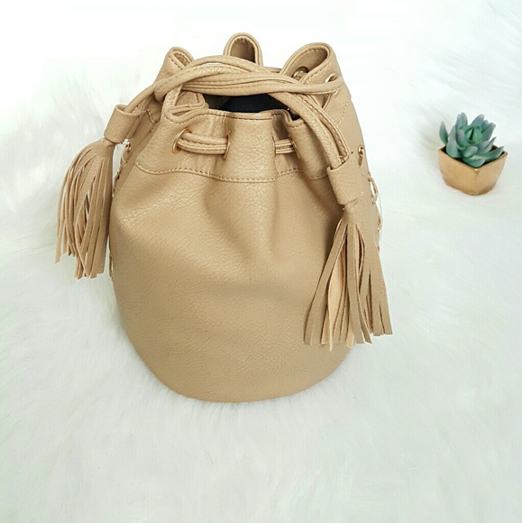 Bucketbag - Picture 5 of 6