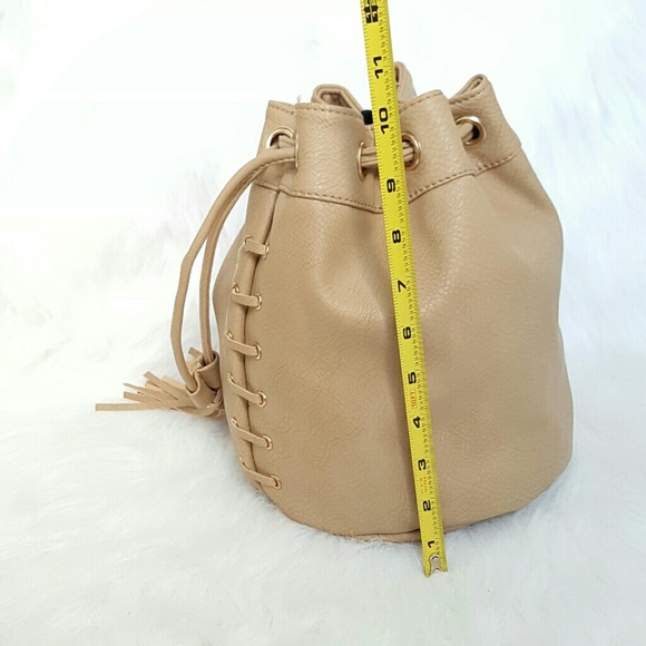 Bucketbag - Picture 6 of 6