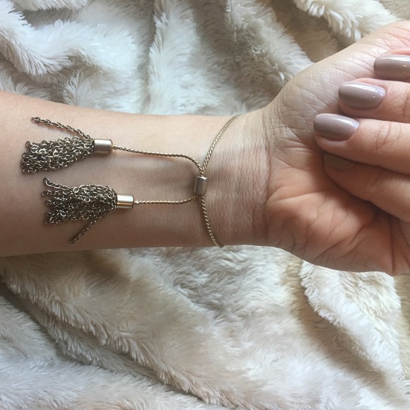 Assorted bracelets - Picture 4 of 8