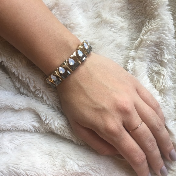 Assorted bracelets - Picture 8 of 8