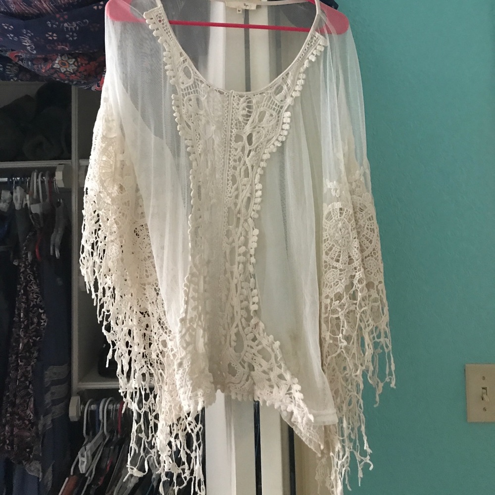 crotchet top with poncho sleeves