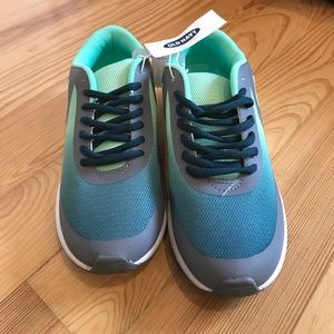 Old Navy Seafoam green light weight sneakers