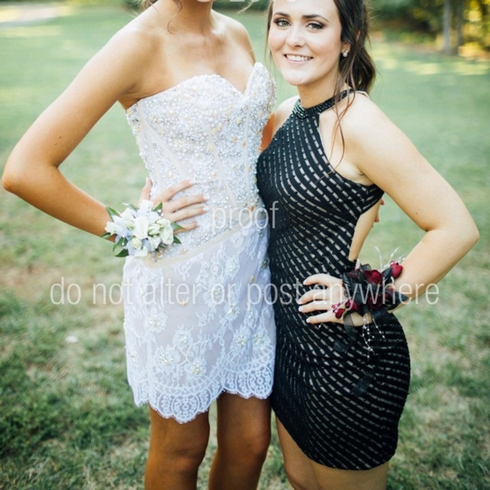 Sherri Hill homecoming dress - Picture 2 of 2