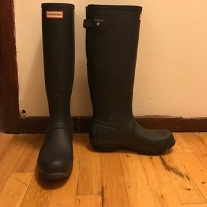 Tall Black Hunter Boots