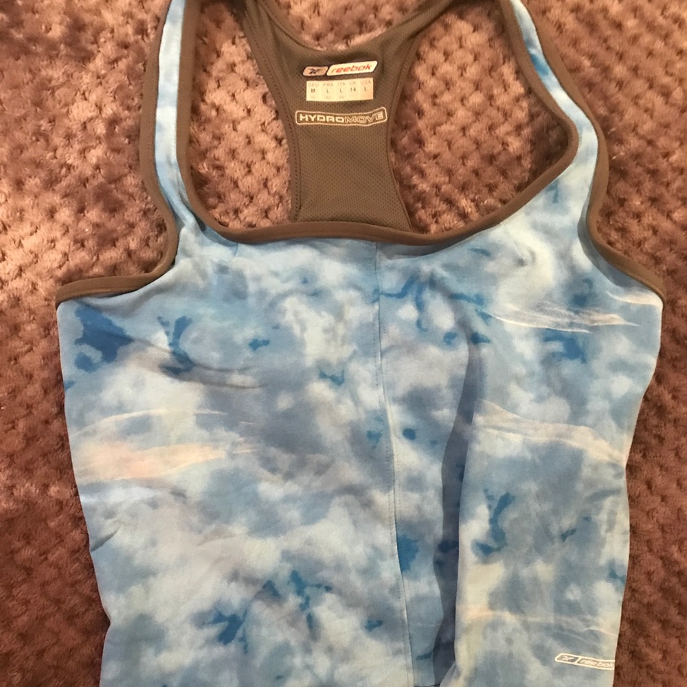 Reebok workout top